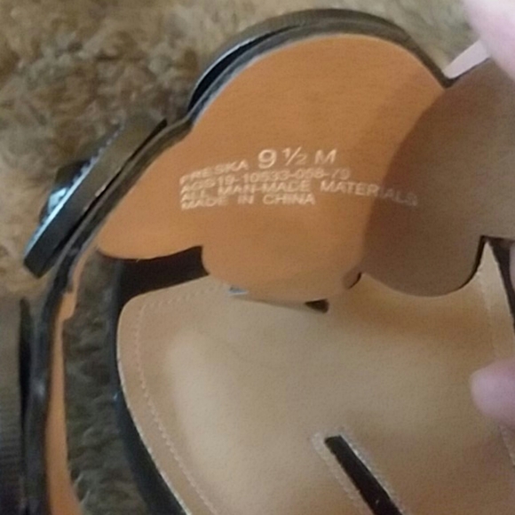 New Directions Wedges - Picture 3 of 4